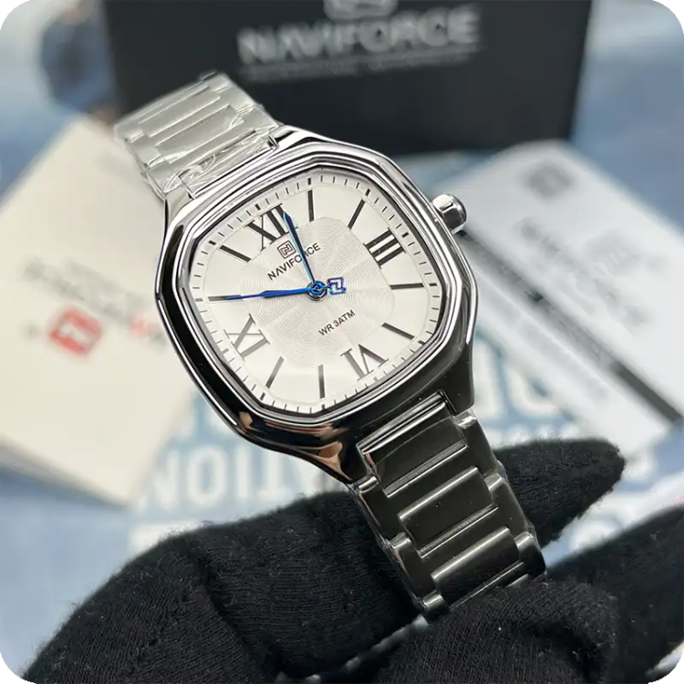 ساعت زنانه نیوی فورس مدل Naviforce NF5042 نقره ای