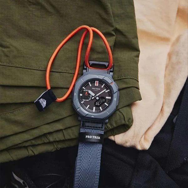 ساعت مچی جی شاک سری PRJ-B001B با رنگ بندی متفاوت