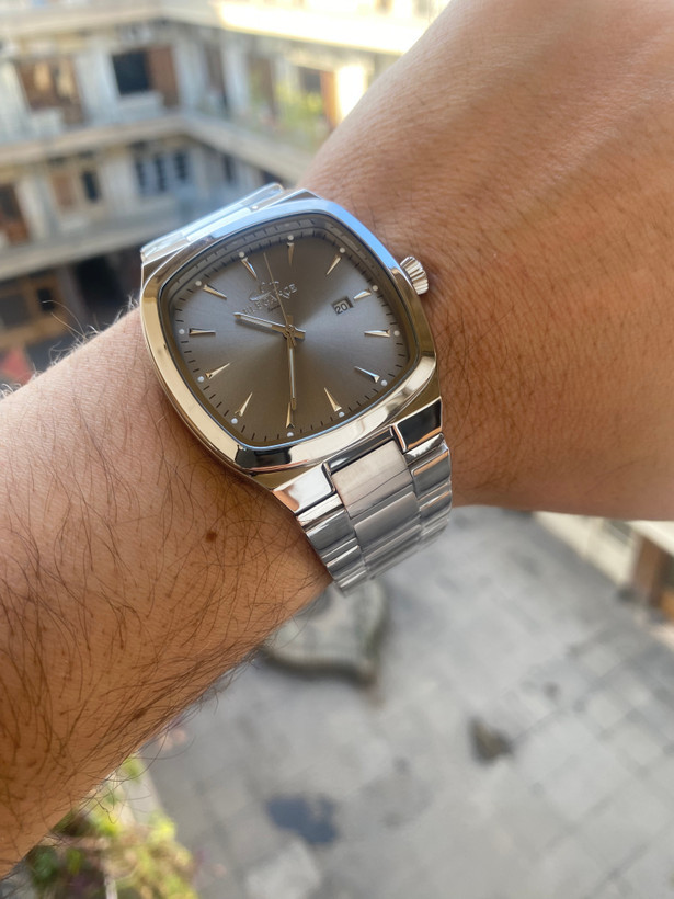 ساعت ست مربعی زنانه و مردانه طلایی اسپیشیال ES8138